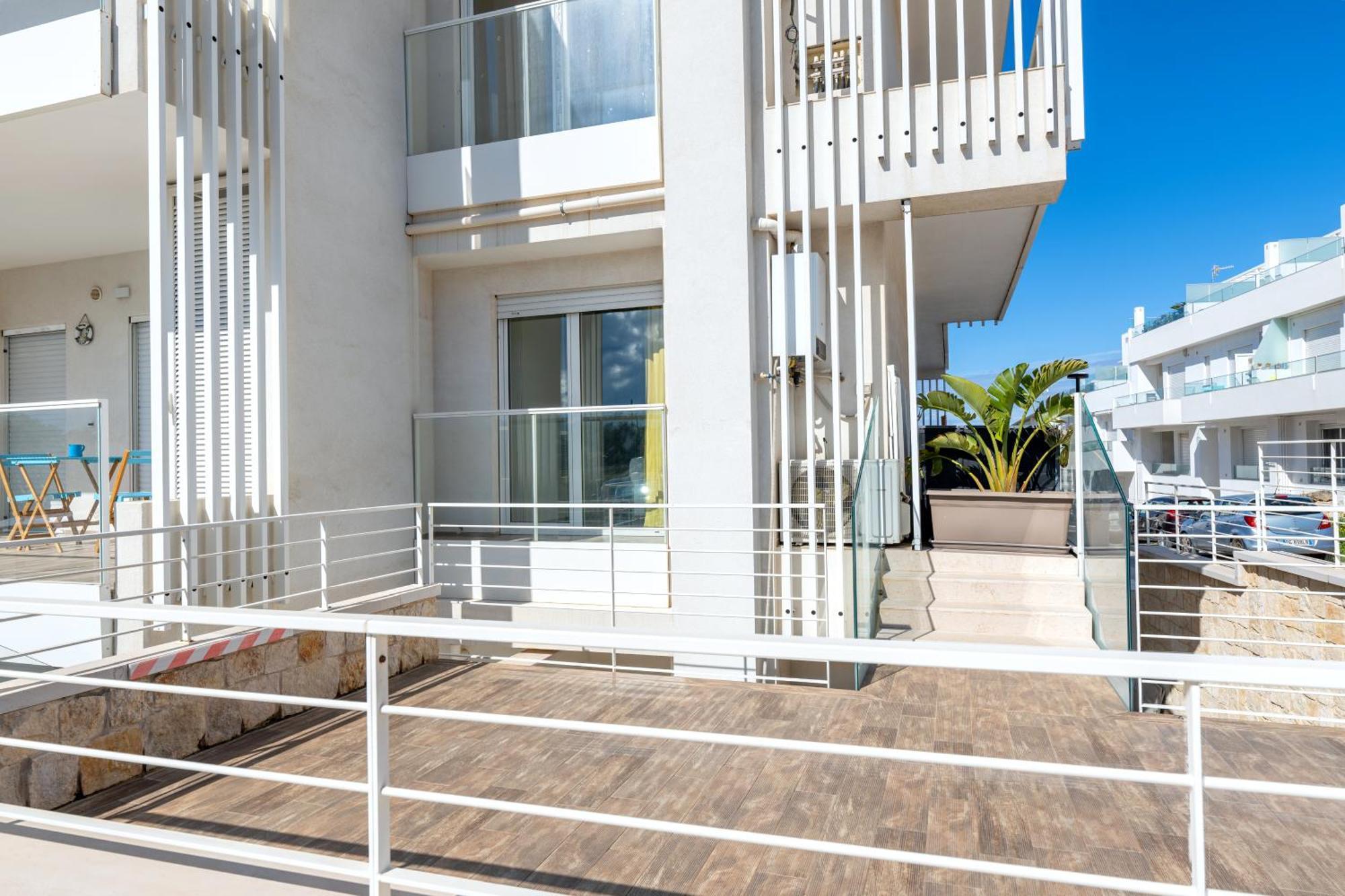Exclusive Deluxe Apt Up To 6 People & Heated Tub Polignano a Mare Luaran gambar