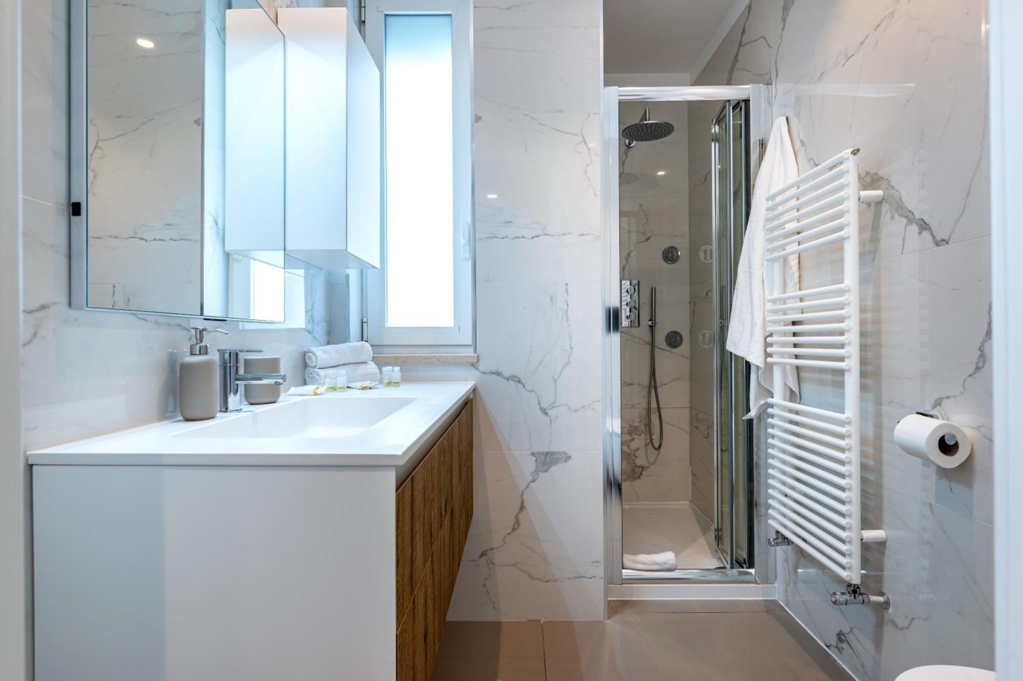 Exclusive Deluxe Apt Up To 6 People & Heated Tub Polignano a Mare Luaran gambar
