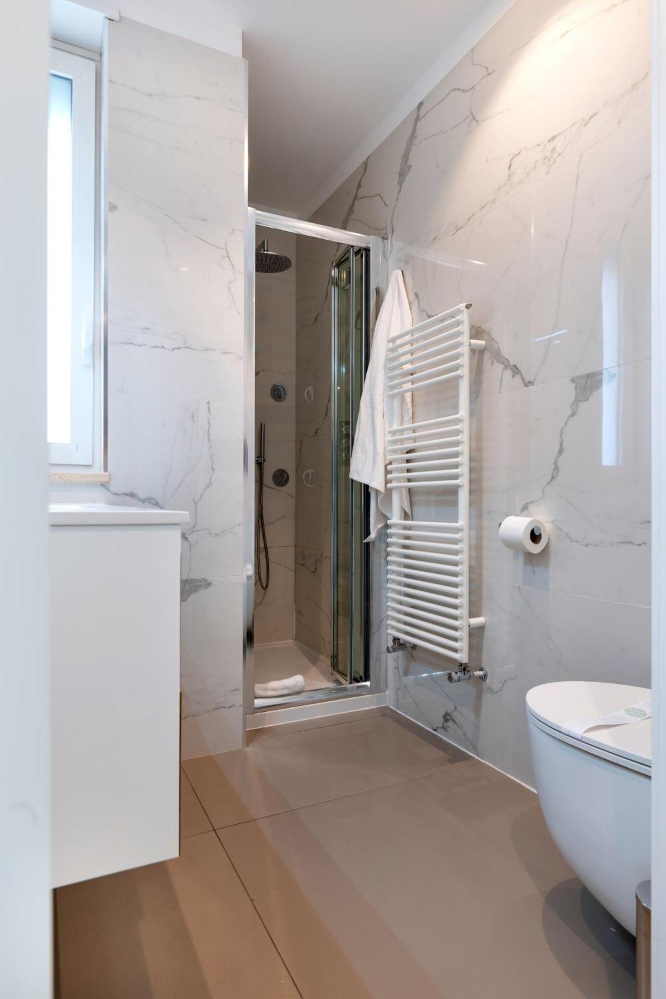 Exclusive Deluxe Apt Up To 6 People & Heated Tub Polignano a Mare Luaran gambar