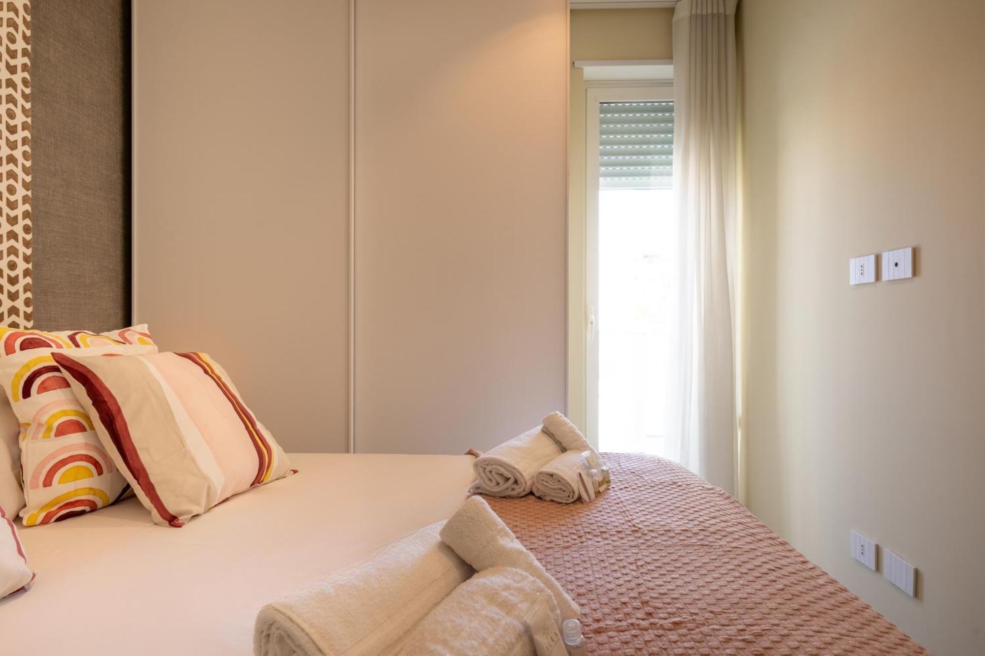Exclusive Deluxe Apt Up To 6 People & Heated Tub Polignano a Mare Luaran gambar